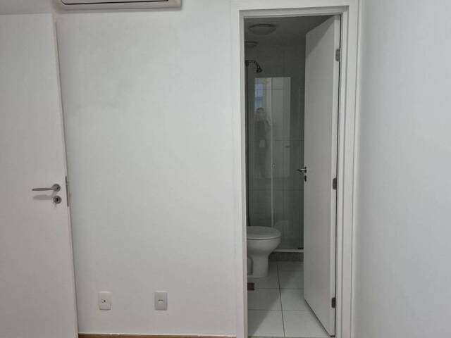 #94 - Apartamento para Locação em Rio de Janeiro - RJ